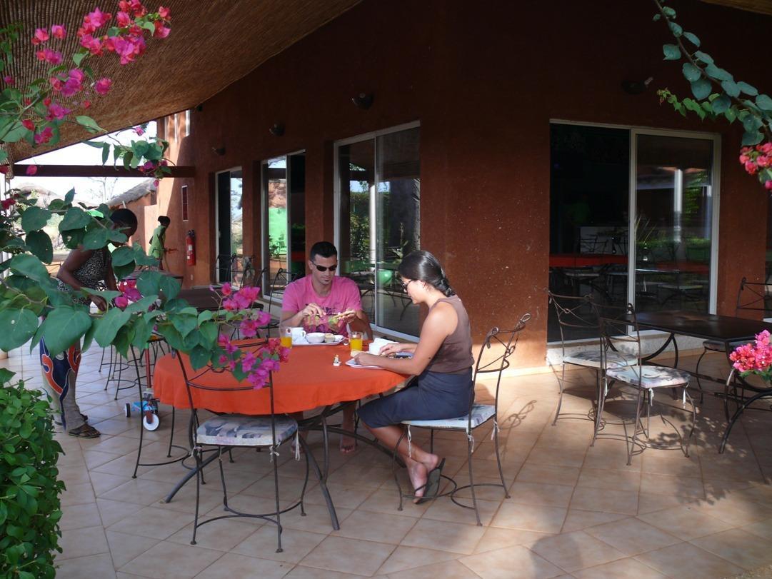 Baobab Soleil Hotel Sindia Exterior photo